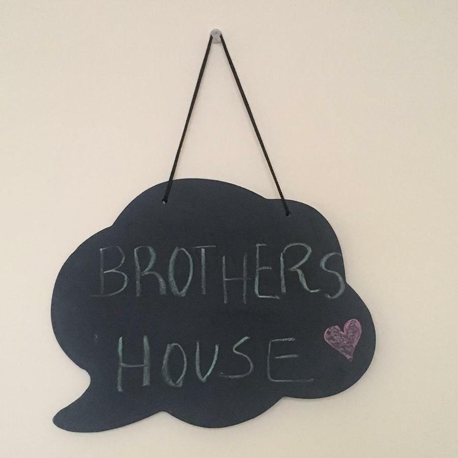 Brother'S House 法鲁区 外观 照片
